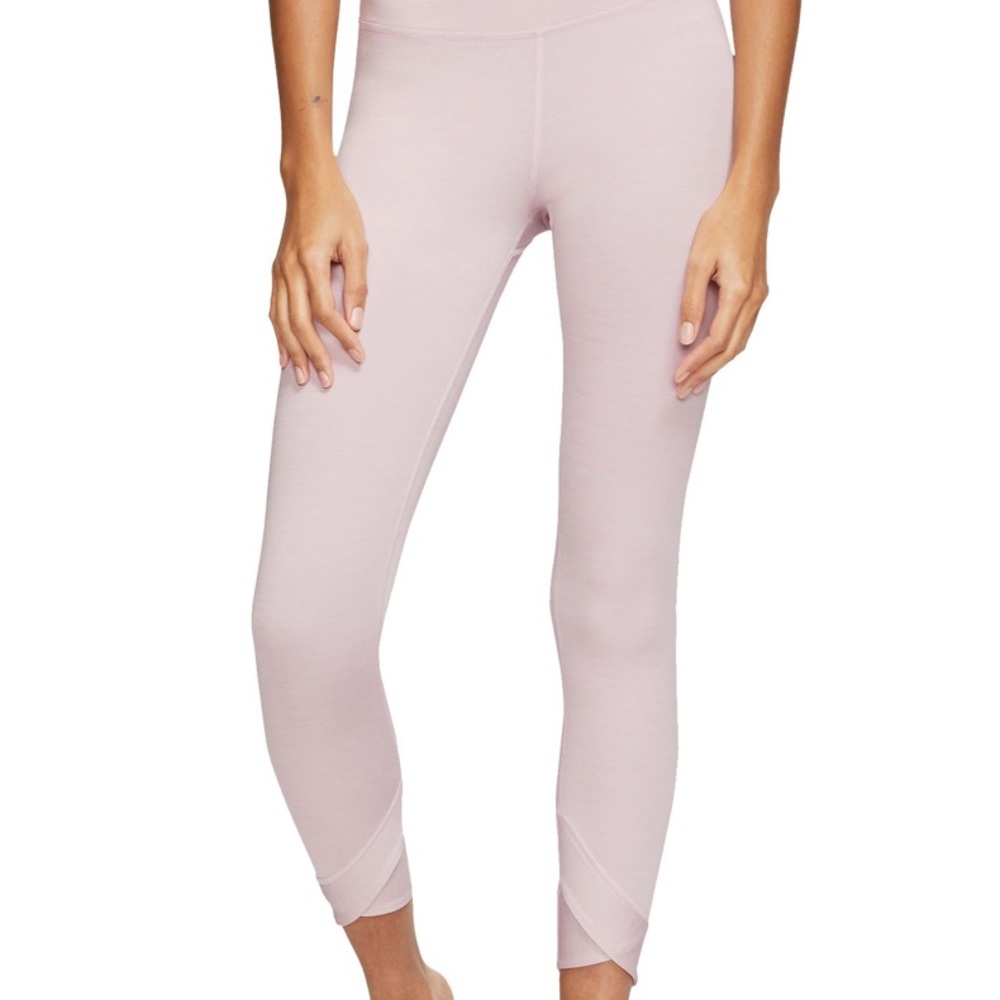 Nike Yoga Leggings